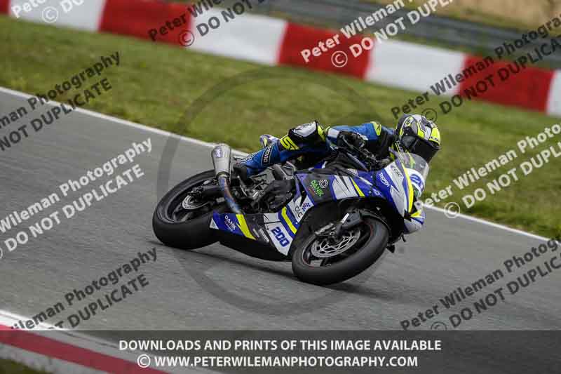 cadwell no limits trackday;cadwell park;cadwell park photographs;cadwell trackday photographs;enduro digital images;event digital images;eventdigitalimages;navarra;no limits trackdays;peter wileman photography;racing digital images;trackday digital images;trackday photos
